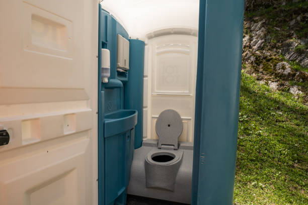 Best Deluxe Portable Toilet Rental  in Millville, UT